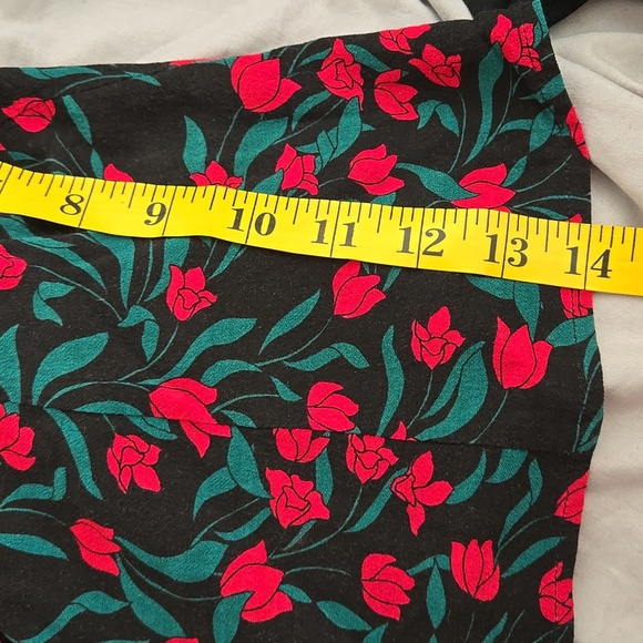 Lovers + Friends Wiley Floral Top In Rosebud Size M - Picture 14 of 16